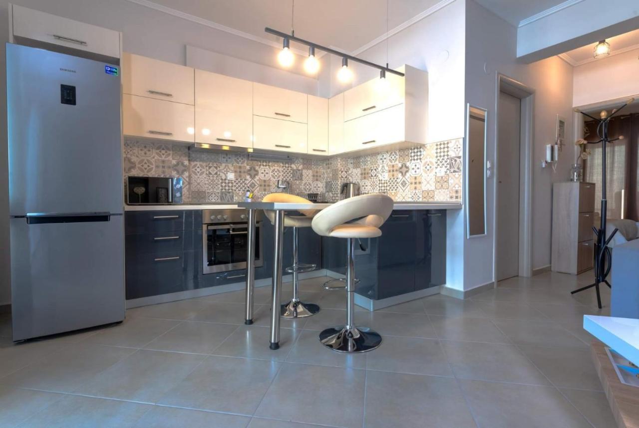 Beautiful & Modern Apartment In Thessaloniki Exterior foto
